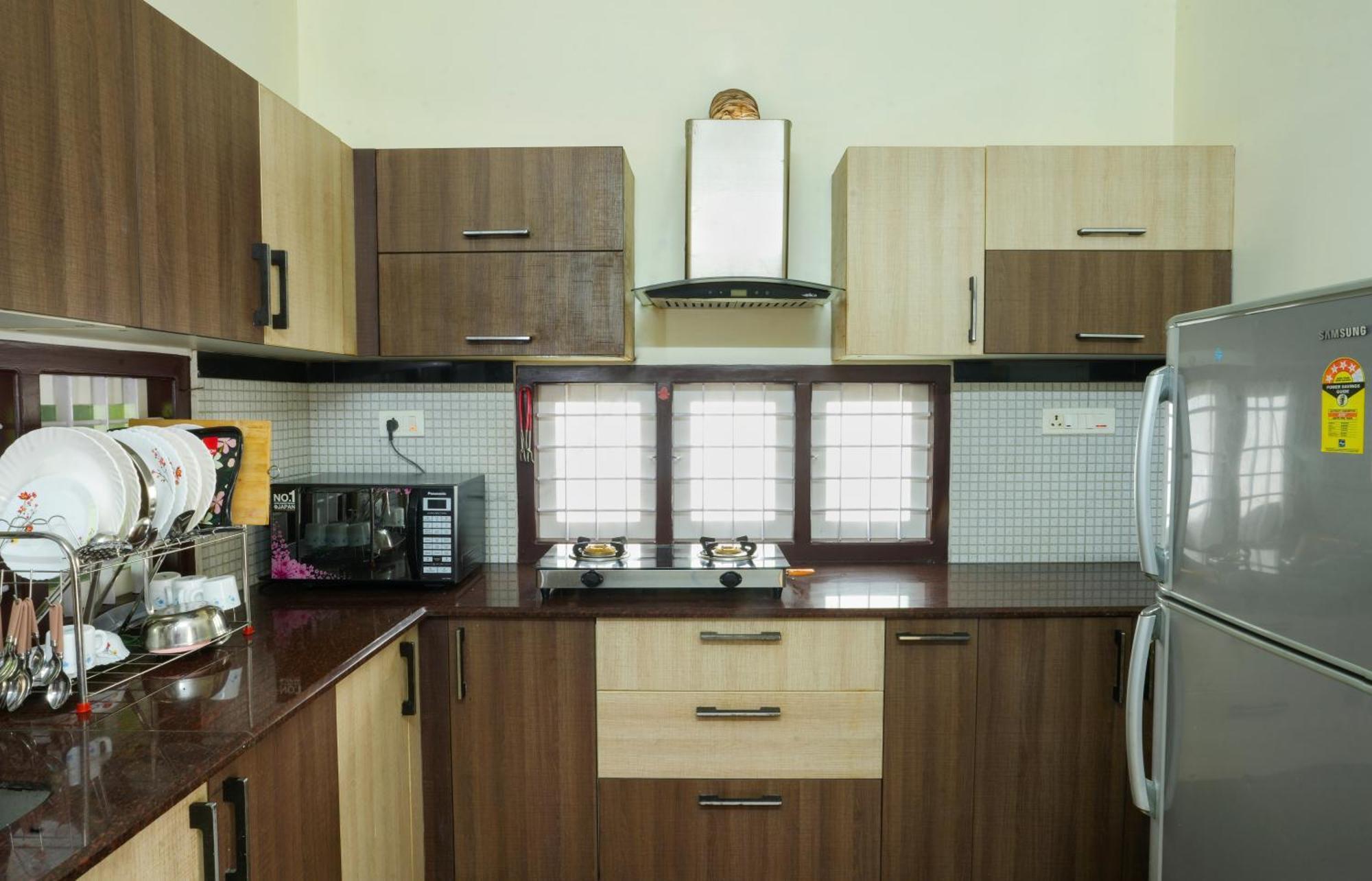 Swapna Home Suites Nedumbassery Ngoại thất bức ảnh